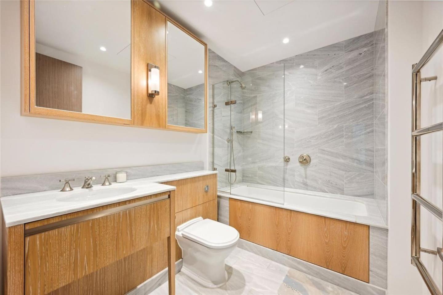 Appartamento Duplex Holland Park! Check Photos! Londra