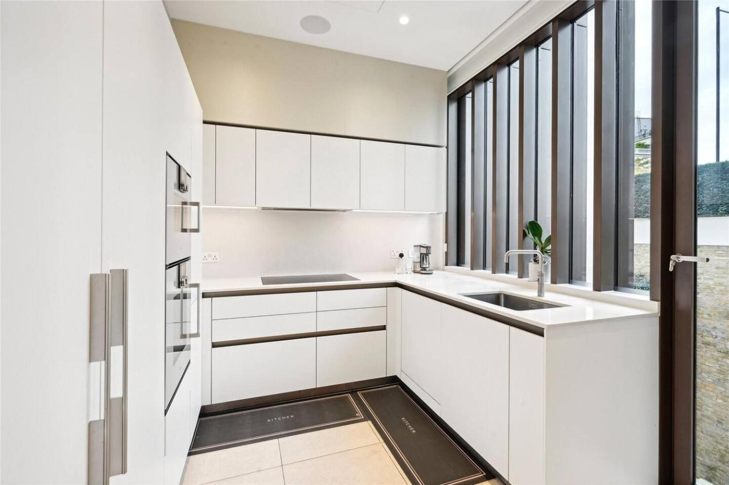 Duplex Holland Park! Check Photos! Londra